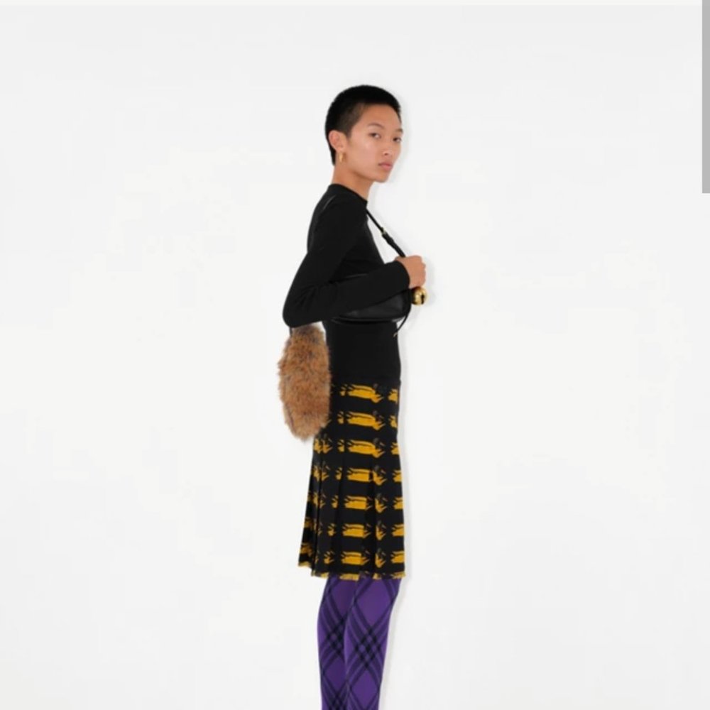 Shoes - Picture 5 of 6